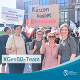Kolleginnen des Vereins bei der Demonstration
