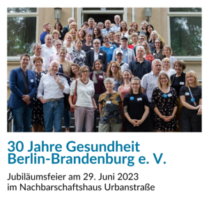 Gruppenfoto der anwesenden Gäste auf der Jubiläumsfeier 2023